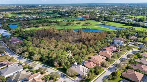 400 Cypress Way W, Naples, FL 34110