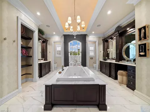 Bath - 563 3rd St N, Naples, FL 34102 photo 1 of 1