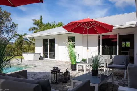 409 Cypress Way E, Naples, FL 34110 photo 15