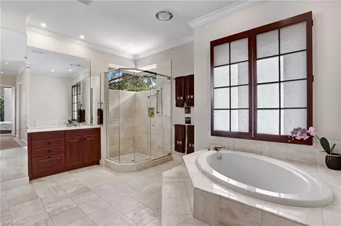 Bath - 6967 Greentree Dr, Naples, FL 34108 photo 1 of 11