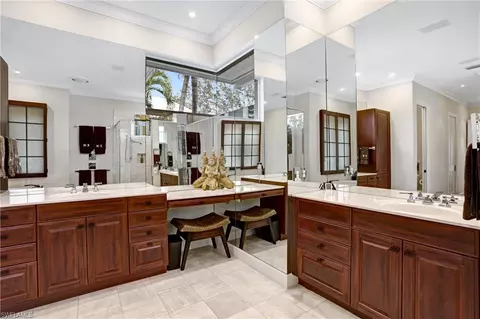 Bath - 6967 Greentree Dr, Naples, FL 34108 photo 3 of 11