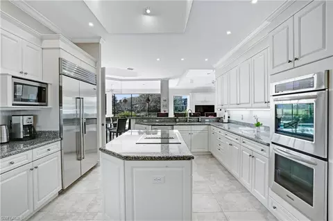 Kitchen - 6967 Greentree Dr, Naples, FL 34108 photo 2 of 5