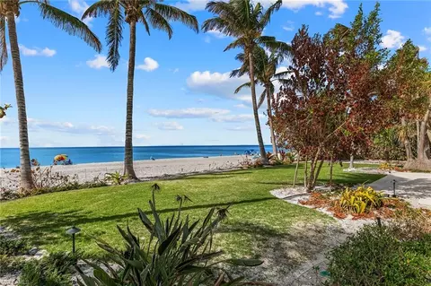 Exterior - 30 7th Ave S, Naples, FL 34102 photo 9 of 12