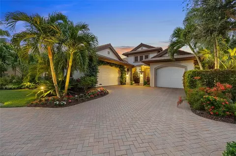7453 Martinique Ter, Naples, FL 34113