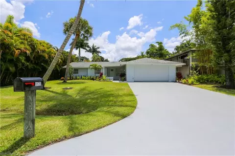 1171 Rainbow Dr, Naples, FL 34104