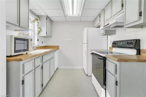 7023 Cedarhurst Dr #10A, Fort Myers, FL 33919