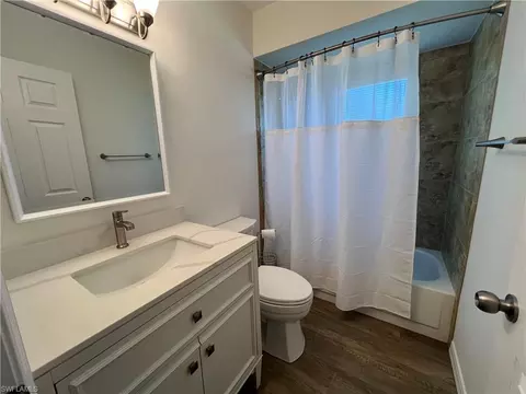 Bath - 140 Mentor Dr, Naples, FL 34110 photo 2 of 2