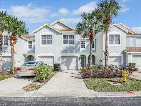 8361 Village Edge Cir #3, Fort Myers, FL 33919