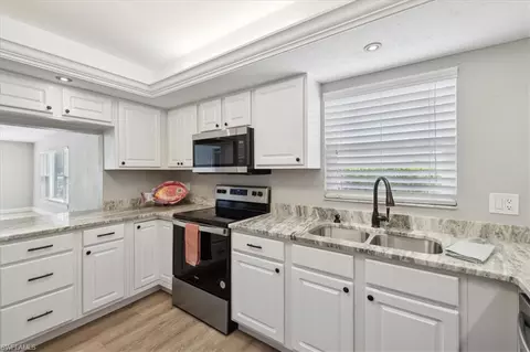 4231 SE 19th Pl #1J, Cape Coral, FL 33904