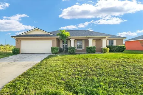 3005 65th St W, Lehigh Acres, FL 33971