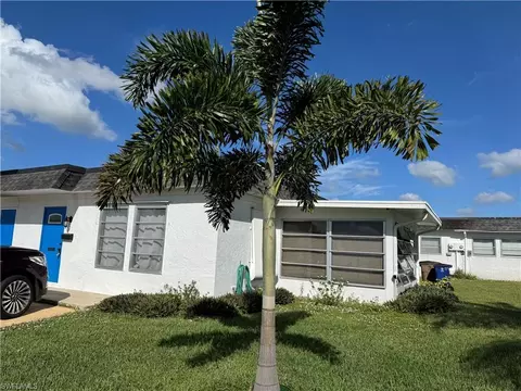 7 Temple Ct, Lehigh Acres, FL 33936