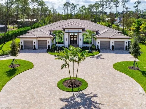 6730 Sable Ridge Ln, Naples, FL 34109