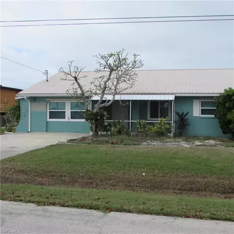 2763 Sanderling Ct, Saint James City, FL 33956