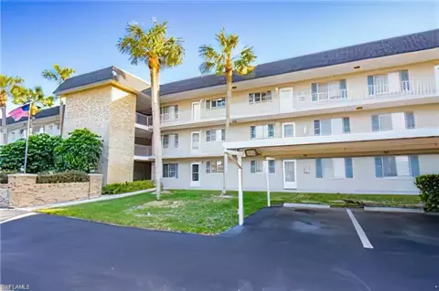 5515 Rattlesnake Hammock Rd #108, Naples, FL 34113