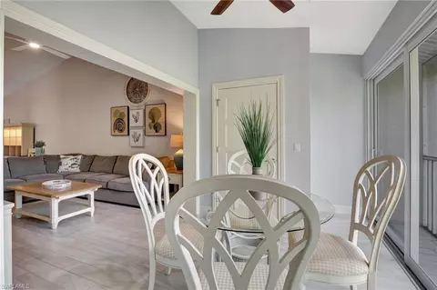 585 Club Side Dr #3-304, Naples, FL 34110