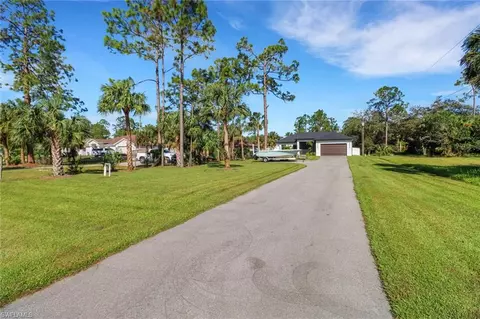 2747 6th Ave NE, Naples, FL 34120