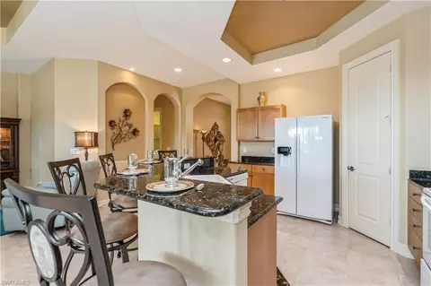 1411 Serrano Cir, Naples, FL 34105 photo 17
