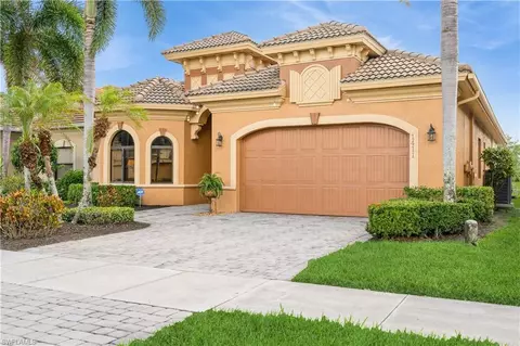 1411 Serrano Cir, Naples, FL 34105
