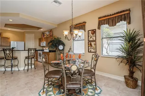 1411 Serrano Cir, Naples, FL 34105 photo 19