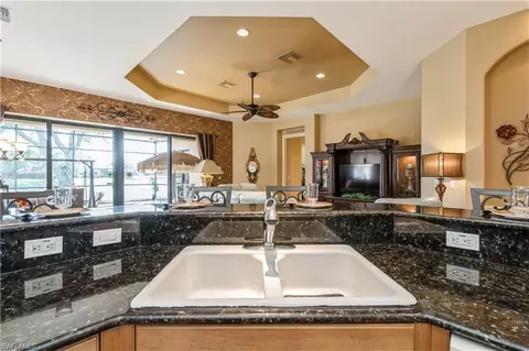1411 Serrano Cir, Naples, FL 34105 photo 16