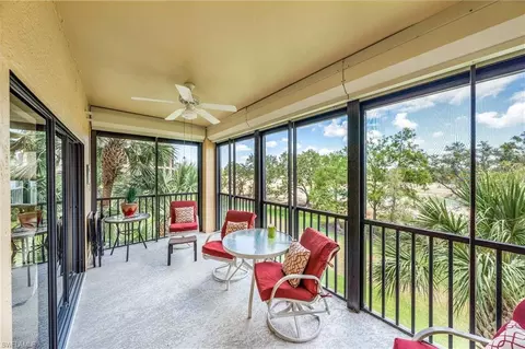 220 Vintage Cir #B-303, Naples, FL 34119