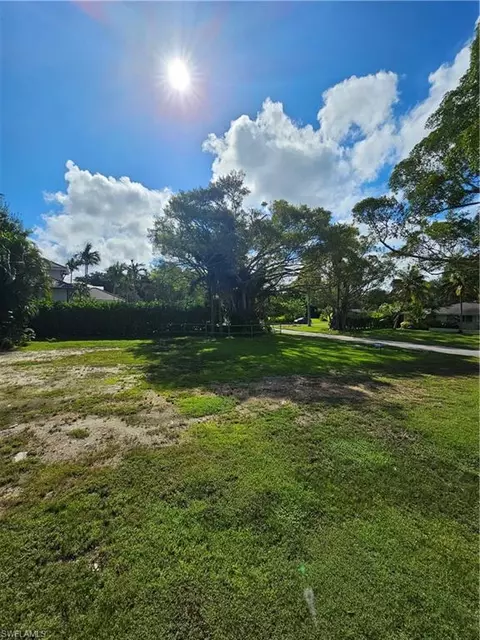 531 Spring Line Dr, Naples, FL 34102 photo 6