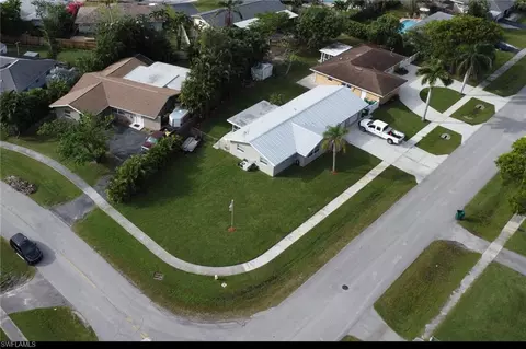 2600 Poinciana St, Naples, FL 34105
