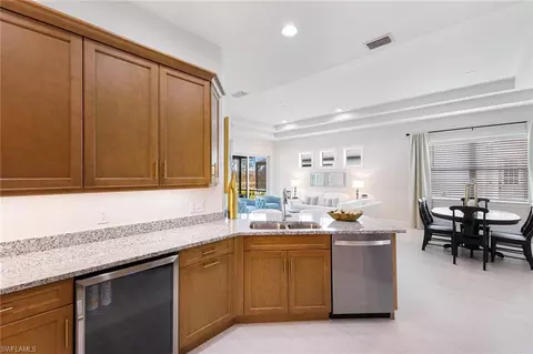 Kitchen - 6887 Saona Ct, Naples, FL 34113 photo 4 of 6