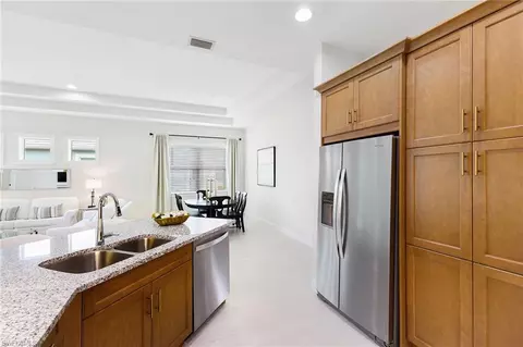 Kitchen - 6887 Saona Ct, Naples, FL 34113 photo 5 of 6