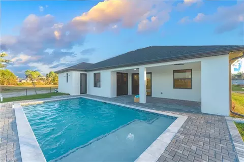 2025 NW 9th Ter, Cape Coral, FL 33993