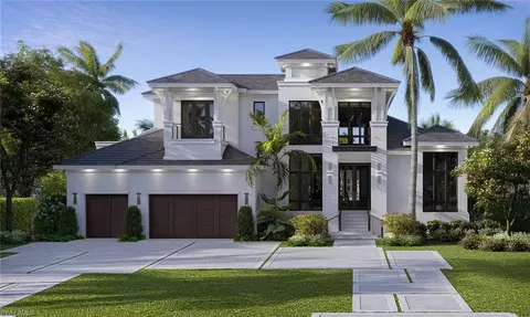 4377 Crayton Rd, Naples, FL 34103