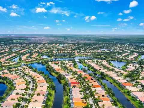 28651 Wahoo Dr, Bonita Springs, FL 34135