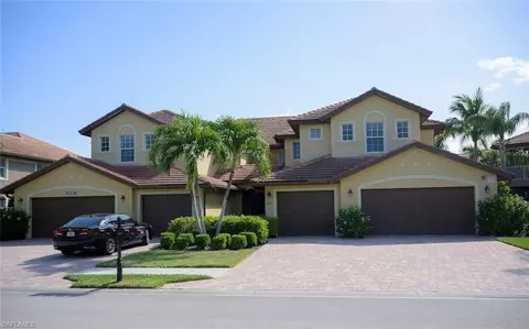 6634 Alden Woods Cir #202, Naples, FL 34113