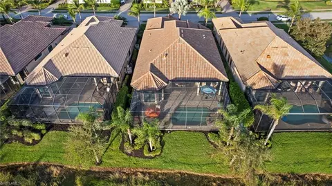View/Area - 6375 Costa Cir, Naples, FL 34113 photo 2 of 4