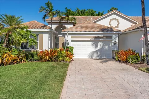 1016 Eastham Ct #37, Naples, FL 34104