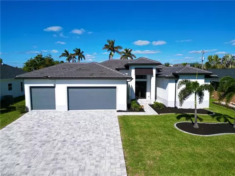 1827 SW 39th St, Cape Coral, FL 33914