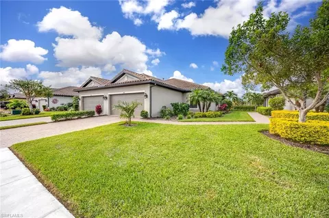 8091 Calle Canovas St, Naples, FL 34114