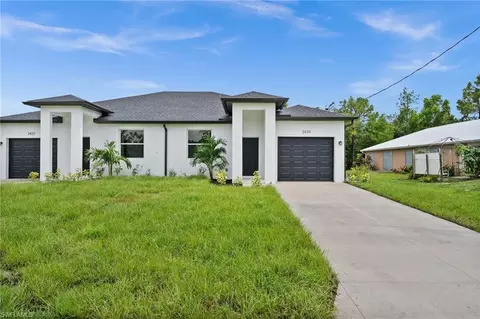 46484650 29th St SW, Lehigh Acres, FL 33973