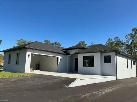 4920 40th St NE, Naples, FL 34120