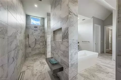 Bath - 4651 Crayton Rd, Naples, FL 34103 photo 3 of 6