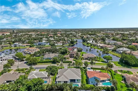 View/Area - 4651 Crayton Rd, Naples, FL 34103 photo 6 of 6
