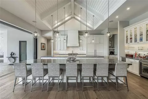 Kitchen - 4651 Crayton Rd, Naples, FL 34103 photo 2 of 10