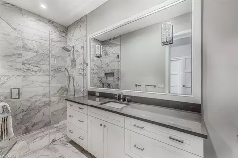 Bath - 4651 Crayton Rd, Naples, FL 34103 photo 4 of 6