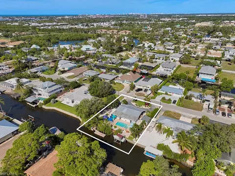 View/Area - 2736 Riverview Dr, Naples, FL 34112 photo 2 of 2