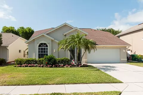 7633 Citrus Hill Ln, Naples, FL 34109