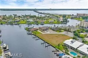 1753 SE 46th Ln, Cape Coral, FL 33904