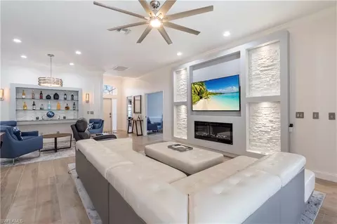 7932 Kilkenny Way #G-60, Naples, FL 34112