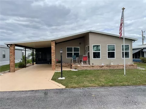9097 Flamingo Cir, North Fort Myers, FL 33903