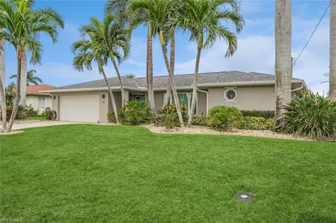 1729 SE 40th St, Cape Coral, FL 33904