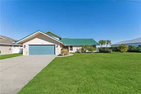 703 SW 53rd Ter, Cape Coral, FL 33914